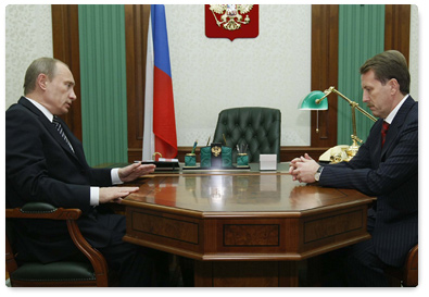 Prime Minister Vladimir Putin met with Agriculture Minister Alexei Gordeyev