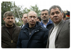 Chechen President Ramzan Kadyrov, Prime Minister Vladimir Putin and Minister for Civil Defence, Emergency Situations and Disaster Relief Sergei Shoigu visited earthquake damaged sites in Gudermes|16 october, 2008|16:00