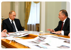 Prime Minister Vladimir Putin chaired a meeting on the construction of the Eastern Siberia-Pacific Ocean oil pipeline (ESPO).|2 october, 2008|15:30