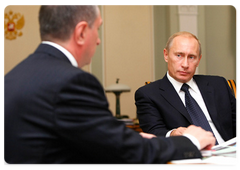 Prime Minister Vladimir Putin chaired a meeting on the construction of the Eastern Siberia-Pacific Ocean oil pipeline (ESPO).|2 october, 2008|15:30