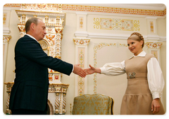 Prime Minister Vladimir Putin held talks with Ukrainian Prime Minister Yulia Tymoshenko|2 october, 2008|17:00