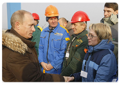 During his working visit to the Siberian Federal District, Prime Minister Vladimir Putin attended the opening ceremony of the first stage of a bridge across the Yenisei|21 october, 2008|09:00