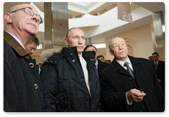 Prime Minister Vladimir Putin inspected progress at Siberian Federal University in Krasnoyarsk