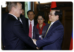 Russian Prime Minister Vladimir Putin met with President Nguyen Minh Triet of the Socialist Republic of Vietnam|27 october, 2008|18:00