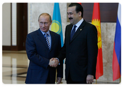 Prime Minister Vladimir Putin attended a meeting of the Shanghai Cooperation Organisation's Council of Heads of Government|30 october, 2008|08:00