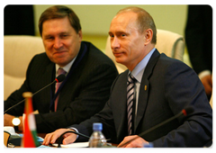 Prime Minister Vladimir Putin attended a meeting of the Shanghai Cooperation Organisation's Council of Heads of Government|30 october, 2008|08:00