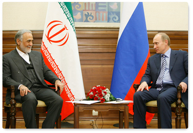 Председатель Правительства РФ В.В.Путин провел беседу с первым Вице-президентом Исламской Республики Иран Парвизом Давуди