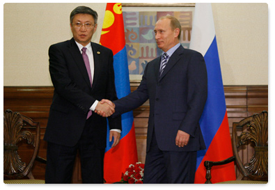 Prime Minister Vladimir Putin met with Mongolian Prime Minister Sanjaagiin Bayar