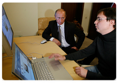 Prime Minister Vladimir Putin reviewed a new official Web page|31 october, 2008|08:00