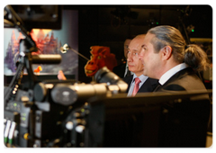 Prime Minister Vladimir Putin held a conference at RWS (Russian World Studios) on developments in the national film industry – St Petersburg|7 october, 2008|16:00