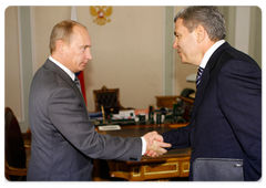 Russian Prime Minister Vladimir Putin met with President Arsen Kanokov of the Kabardino-Balkarian Republic|8 october, 2008|20:30