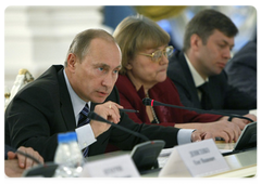 Prime Minister Vladimir Putin held a meeting with KPRF deputies in the State Duma|9 october, 2008|13:00