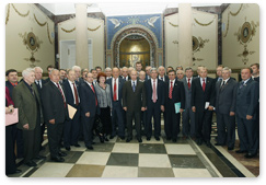 Prime Minister Vladimir Putin held a meeting with KPRF deputies in the State Duma