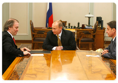 Prime Minister Vladimir Putin met with Culture Minister Alexander Avdeyev and Mariinsky Theatre Artistic Director Valery Gergiev|1 november, 2008|16:30