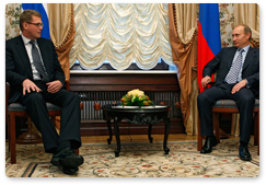 В.В.Путин провел встречу с Премьер-министром Финляндской Республики Матти Ванханеном