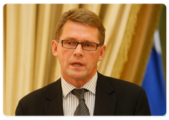 Finnish Prime Minister Matti Vanhanen at a joint news conference on the results of the talks with Vladimir Putin|12 november, 2008|18:30