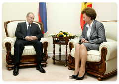 Prime Minister Vladimir Putin met with Moldovan Prime Minister Zinaida Greceanii|14 november, 2008|20:30