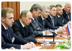 The addresses of Russian Prime Minister Vladimir Putin and Moldovan Prime Minister Zinaida Greceanii at Russian-Moldovan extended attendance talks|14 november, 2008|21:00