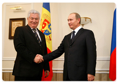 Prime Minister Vladimir Putin met with Moldovan President Vladimir Voronin|14 november, 2008|21:00