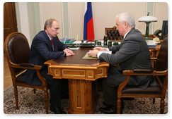 Vladimir Putin held a meeting with Governor of the Voronezh Region Vladimir Kulakov