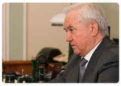 Governor of the Voronezh Region Vladimir Kulakov at a meeting with Vladimir Putin|19 november, 2008|14:00