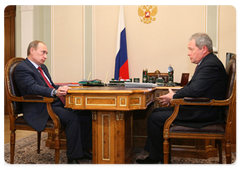 Vladimir Putin met with Regional Development Minister Viktor Basargin|19 november, 2008|15:00