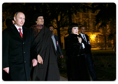 Prime Minister Vladimir Putin visited a Bedouin tent of Muammar Gaddafi, the Leader of the Libyan Revolution, pitched in the Kremlin's Tainitsky Garden for his visit to Russia|2 november, 2008|23:30