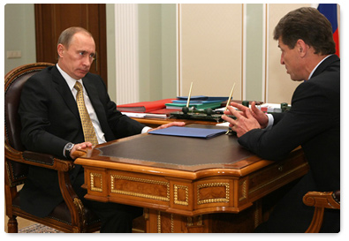 Prime Minister Vladimir Putin met with Deputy Prime Minister Dmitry Kozak