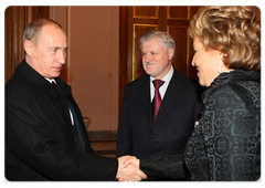 Prime Minister Vladimir Putin and the Chairman of the Council of Federation Sergei Mironov and St.-Petersburg Governor Valentina Matvienko at the International Humanitarian Law Conference|24 november, 2008|12:49