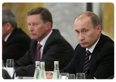 Председатель Правительства Российской Федерации В.В.Путин выступил на заседании Государственной пограничной комиссии в Санкт-Петербурге|25 ноября, 2008|18:30