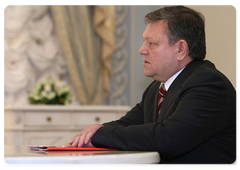 Губернатор Ленинградской области В.П.Сердюков на встречи с В.В.Путиным|25 ноября, 2008|21:00