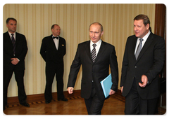 Председатель Правительства России В.В.Путин принимает участие в заседании Межгосударственного Совета ЕврАзЭС на уровне глав правительств|12 декабря, 2008|15:25