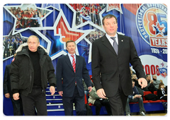 Prime Minister Vladimir Putin watched a Euroleague round 8 basketball match between CSKA Moscow and Real Madrid|17 december, 2008|22:00