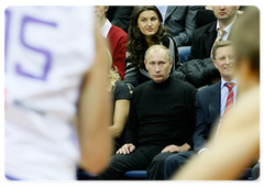 Prime Minister Vladimir Putin watched a Euroleague round 8 basketball match between CSKA Moscow and Real Madrid|17 december, 2008|22:00