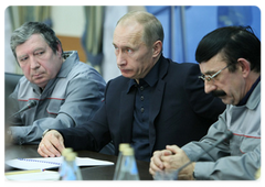 Prime Minister Vladimir Putin held a meeting on additional measures to stabilize and rehabilitate the country’s auto industry|19 december, 2008|14:00