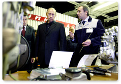 В.В.Путин посетил ОАО «Автодизель»