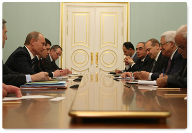 Prime Minister Vladimir Putin met with the head of the Palestinian National Authority (PNA) Mahmoud Abbas