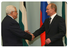 Prime Minister Vladimir Putin met with the head of the Palestinian National Authority (PNA) Mahmoud Abbas|22 december, 2008|20:00