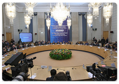 Prime Minister Vladimir Putin spoke at the 7th Ministerial Meeting of the Gas Exporting Countries Forum (GECF)|23 december, 2008|14:00