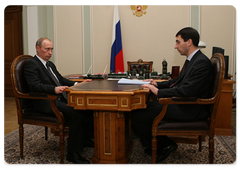 Prime Minister Vladimir Putin held a meeting with Minister of Communications and Mass Media Igor Shchyogolev|24 december, 2008|17:00