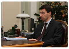 Prime Minister Vladimir Putin held a meeting with Minister of Communications and Mass Media Igor Shchyogolev|24 december, 2008|17:00