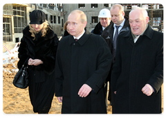 Vladimir Putin visited the construction site of the Federal Scientific Clinical Centre of Child Hematology, Oncology and Immunology|25 december, 2008|13:00