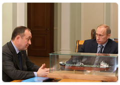 Vladimir Putin met with Sovkomflot CEO Sergei Frank|30 december, 2008|15:00