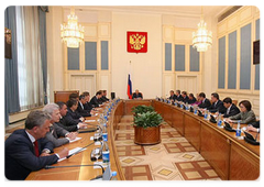 Vladimir Putin's speech at the meeting with the members of Russian Government on May 12, 2008|12 may, 2008|16:56