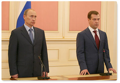 President Dmitry Medvedev and Prime Minister Vladimir Putin met with the new Cabinet
