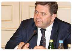 Russian Energy Minister Sergei Shmatko at the Cabinet meeting on May 15, 2008.|15 may, 2008|17:47