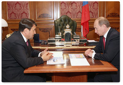 Prime Minister Vladimir Putin held a meeting with Minister of Transport Igor Levitin
