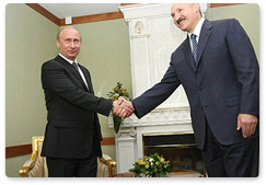 Состоялась беседа Председателя Правительства Российской Федерации В.В.Путина и Президента Республики Беларусь А.Г.Лукашенко