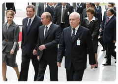 Председатель Правительства Российской Федерации Владимир Путин прибыл с рабочим визитом в Минск для участия в заседании Совета глав правительств государств-участников СНГ|23 мая, 2008|13:43