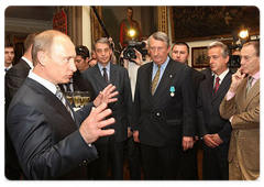 В.В. Путин посетил музей лейб-гвардии казачьего Его Величества полка|30 мая, 2008|16:35